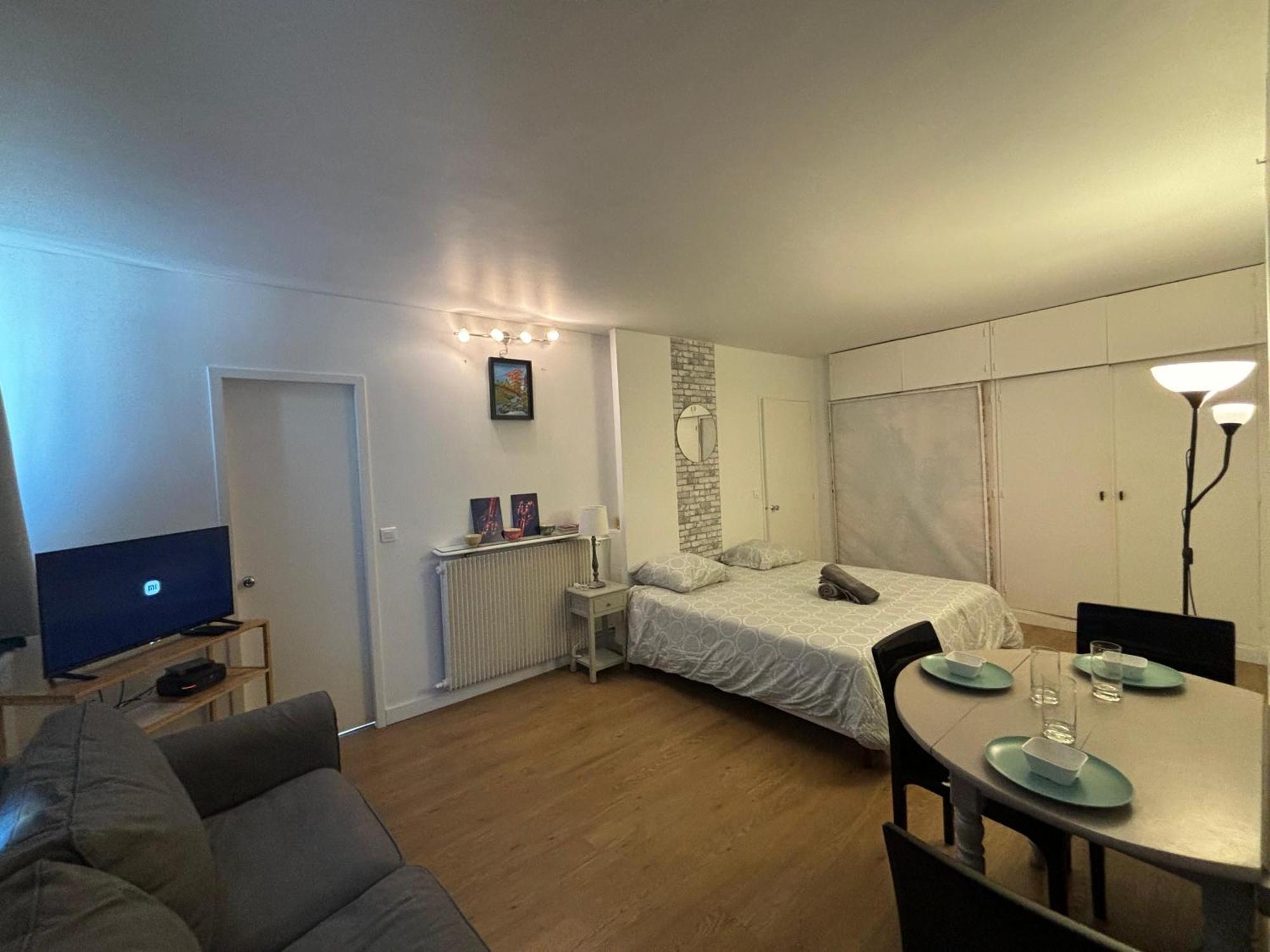 Appartement Des Champs Elysees París Exterior foto